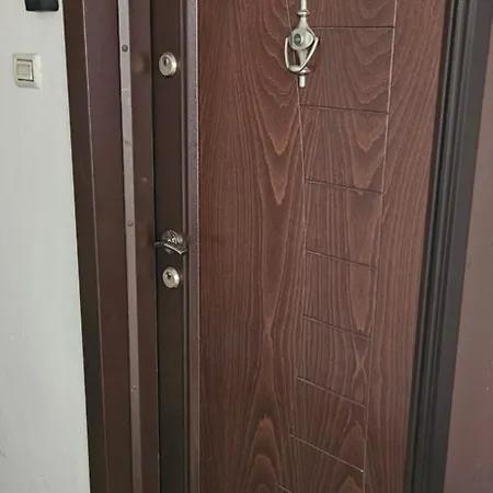 Library By Bohem شقة *