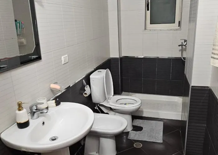 Library By Bohem Apartman *